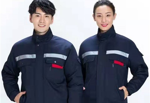 企業爲何要統一著(zhe)裝  風華服裝