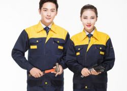 公司工作服定制哪家好(hǎo)    廣州工作服訂制廠家---【風華服裝】