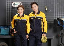 工作服訂制廠家對(duì)于不同場景的穿著(zhe)選擇【風華服裝】
